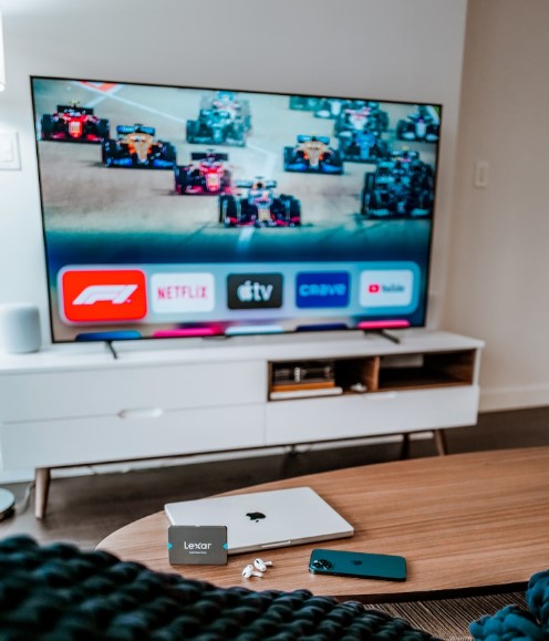 A Simple Guide to Connect Your MacBook to a TV in 2023 - IT WIFI Blog